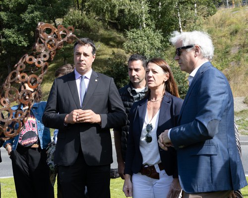 Inaugurem una nova escultura de Toni Cruz a la parròquia, aquesta vegada dedicada a l'esport